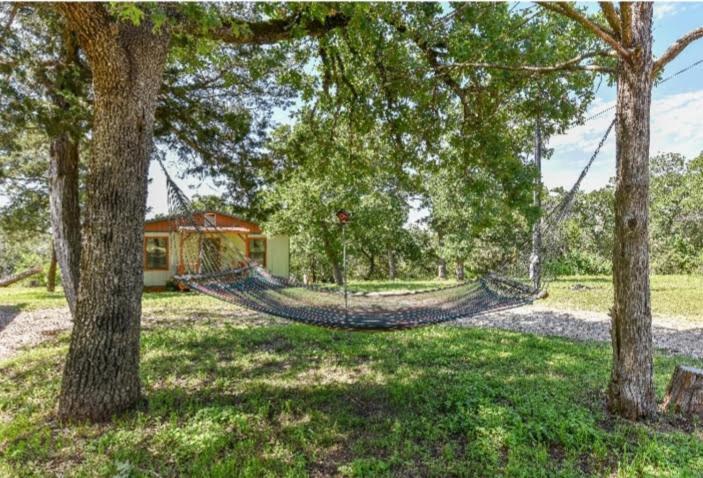 Austin Escape Bed & Breakfast Cedar Creek Exterior photo