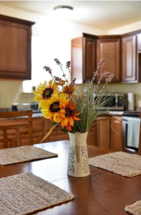 Austin Escape Bed & Breakfast Cedar Creek Exterior photo
